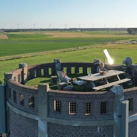 Boven In De Watertoren Met Dakterras Apartamento Strijen