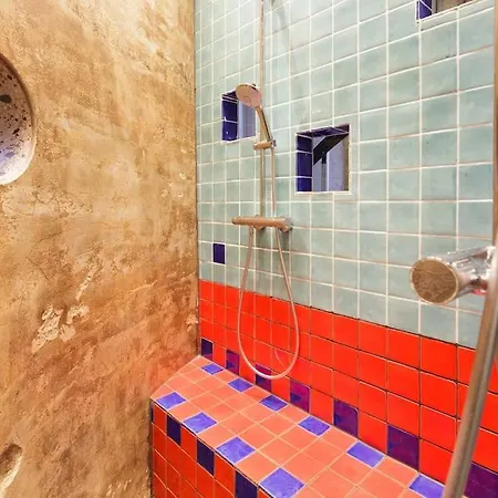 Appartement Boven In De Watertoren Met Dakterras *